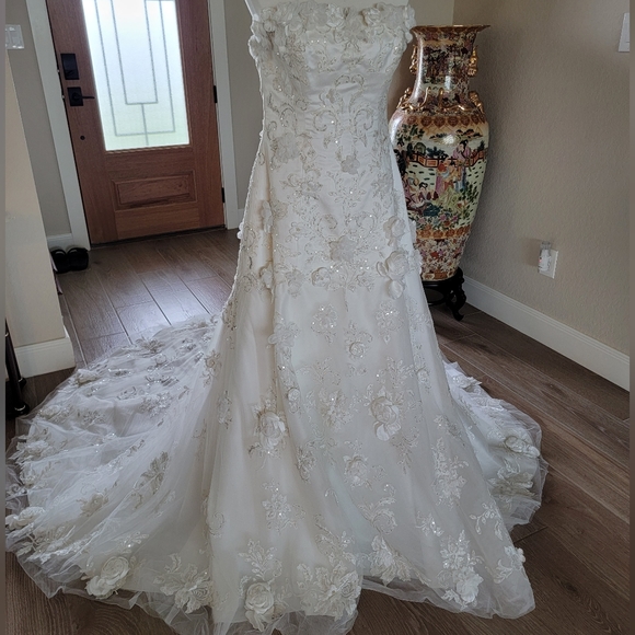 Gorgeous & RARE Maggie Sottero Rhianna Royale Gown NWOT - Picture 8 of 17